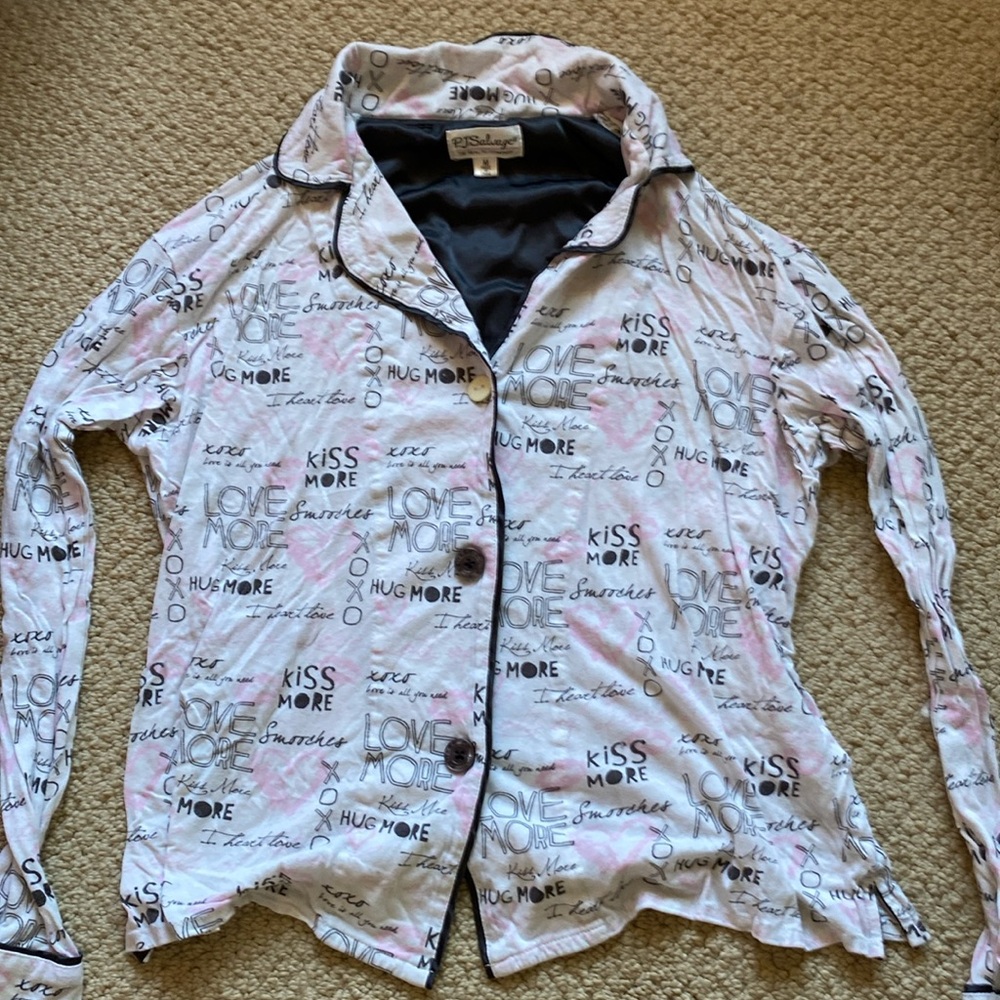 PJ Salvage hugs and kisses pajama top